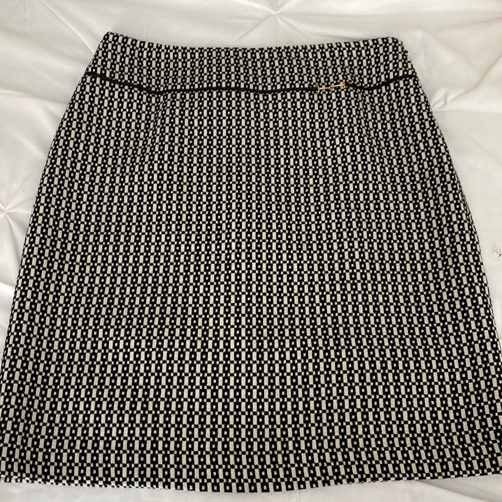 Banana Republic Wool Black/Cream-checked Pencil Skirt; Size 14